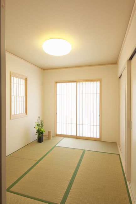 遺品整理を終えて片付いた三重県の実家の和室（畳の部屋）のイメージ